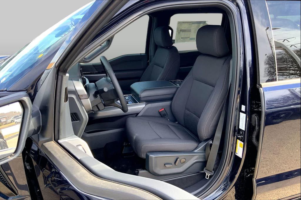 2026 FORD F-150 XLT — фото 9