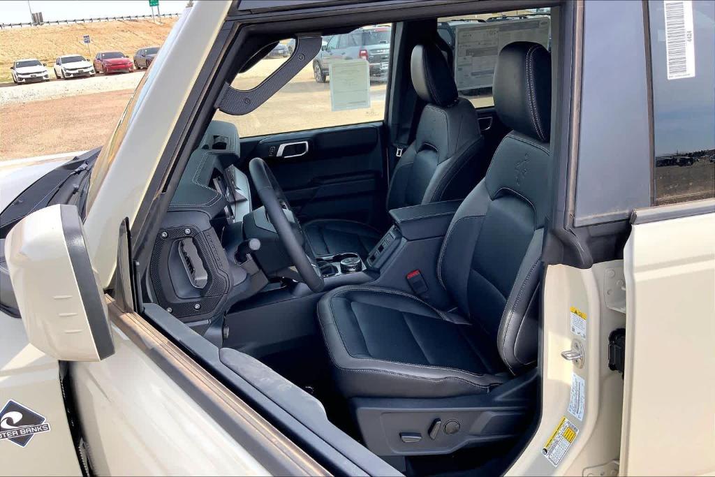 FORD BRONCO - 9
