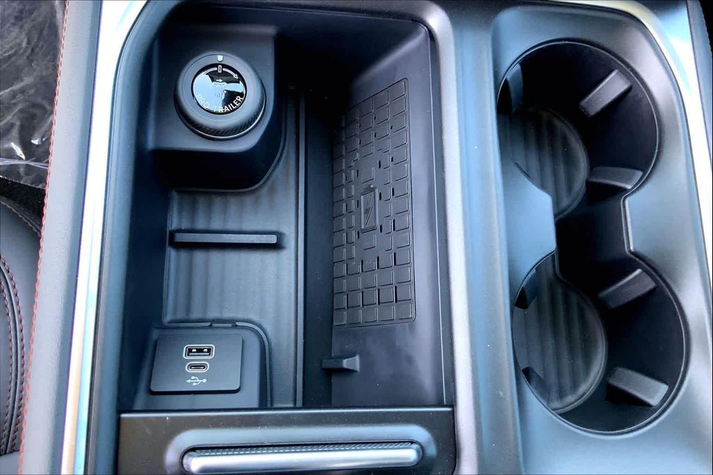 صورة مصغرة 19 لـ 2025 FORD EXPEDITION ACTIVE