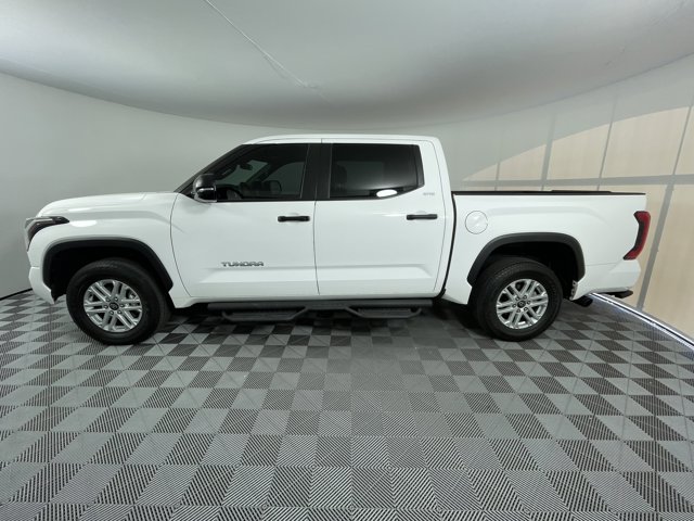TOYOTA TUNDRA - 2