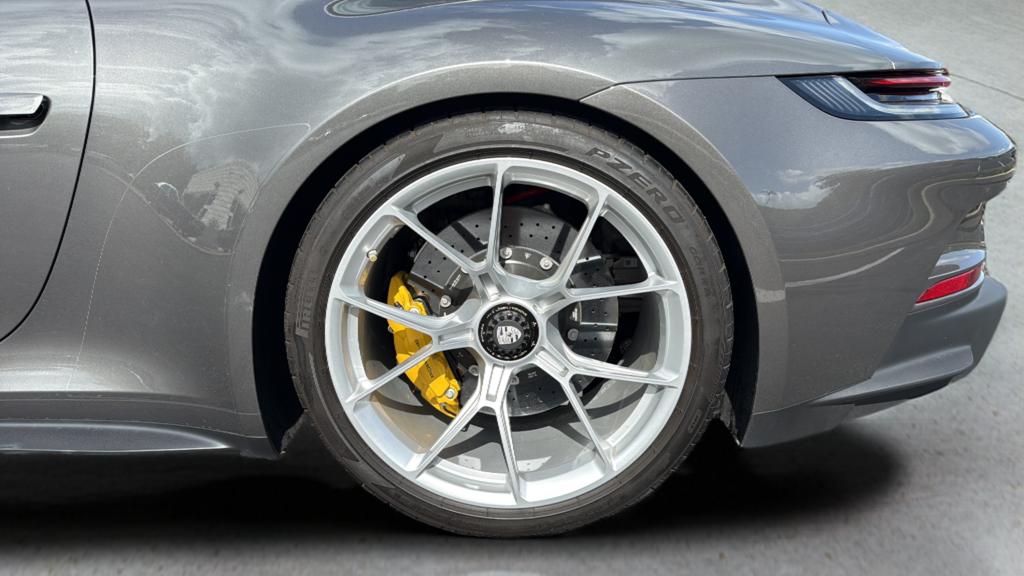 صورة مصغرة 16 لـ 2022 Porsche 911 GT3