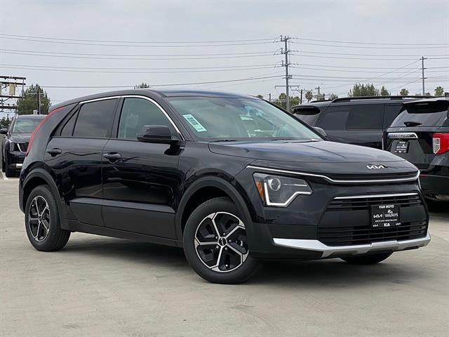 New 2026 Kia Niro LX
