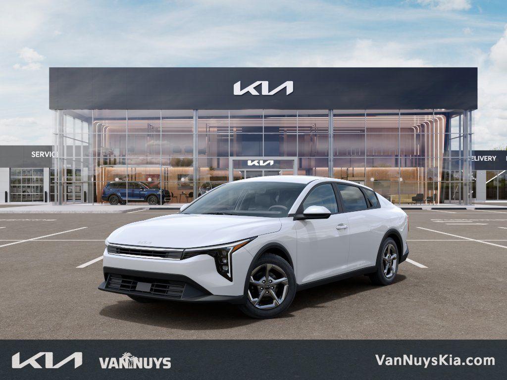 New 2026 Kia K4 LXS