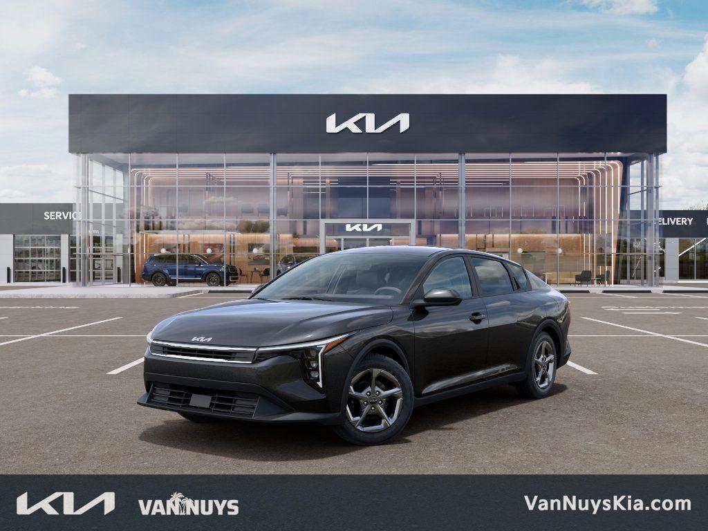 New 2026 Kia K4 LXS