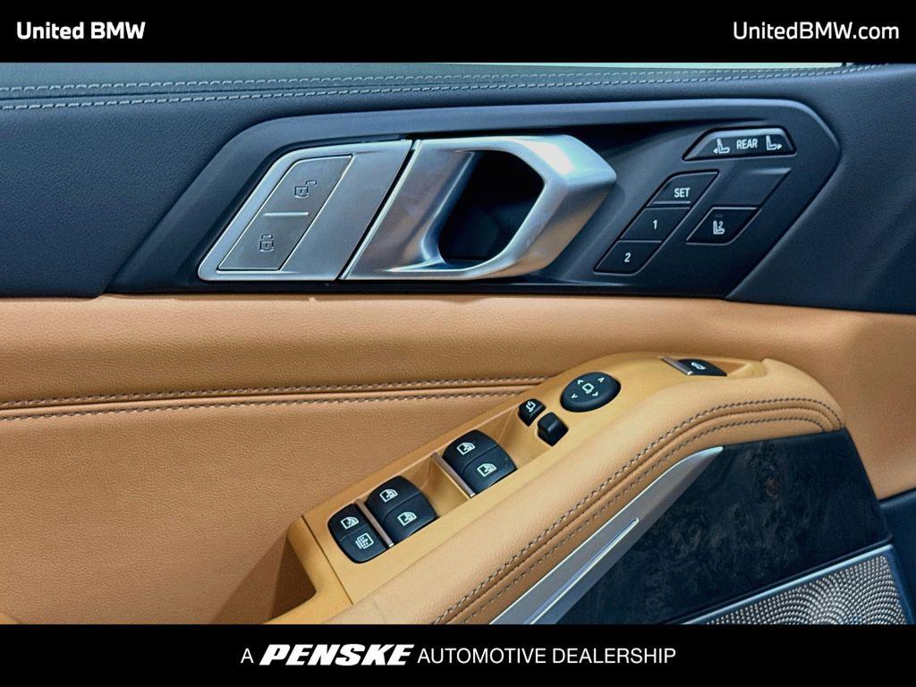 صورة 10 لـ 2027 BMW X7 XDRIVE40I