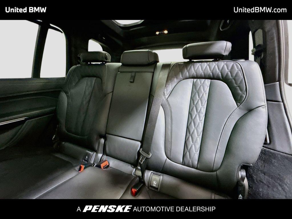 2027 BMW X7 M60I — миниатюра 13