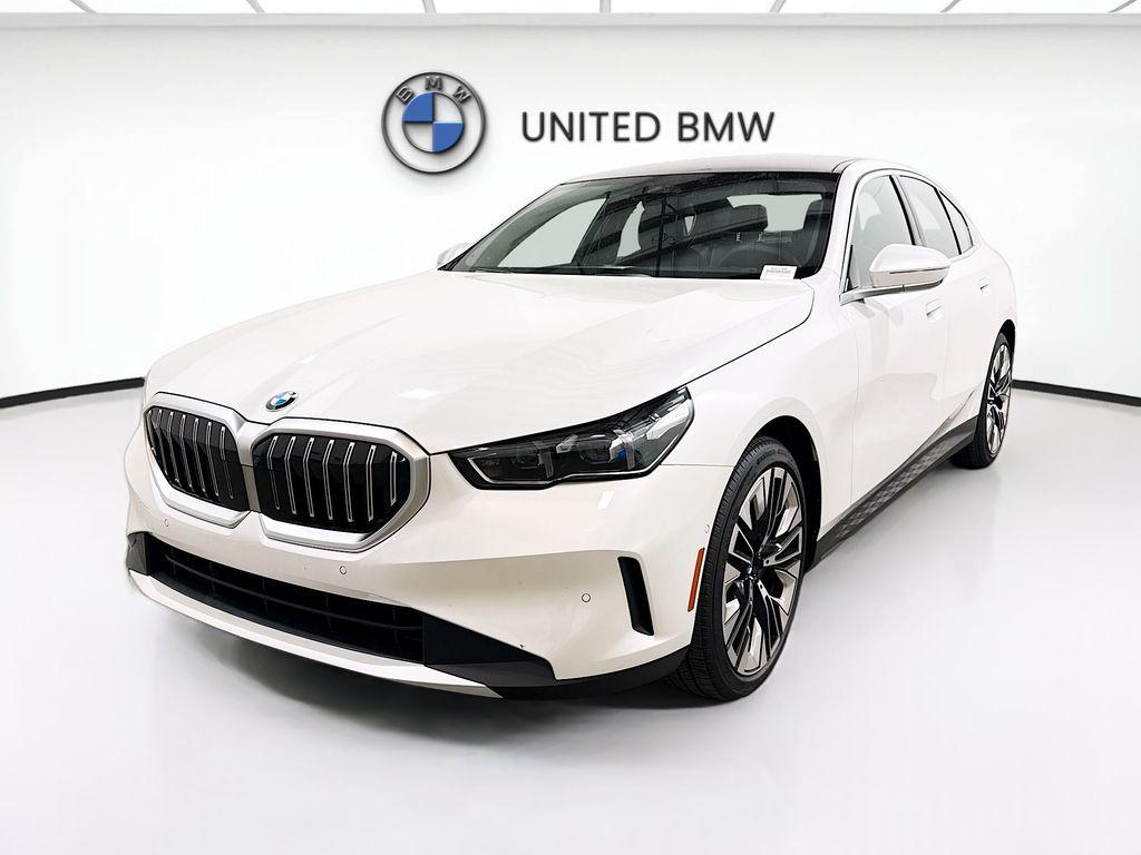 New 2026 BMW 540 xDrive