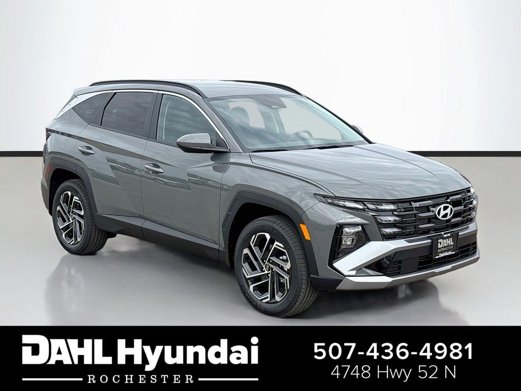 New 2026 Hyundai TUCSON SEL Plus