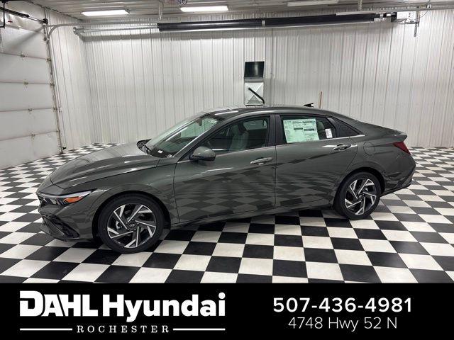 New 2026 Hyundai ELANTRA Limited