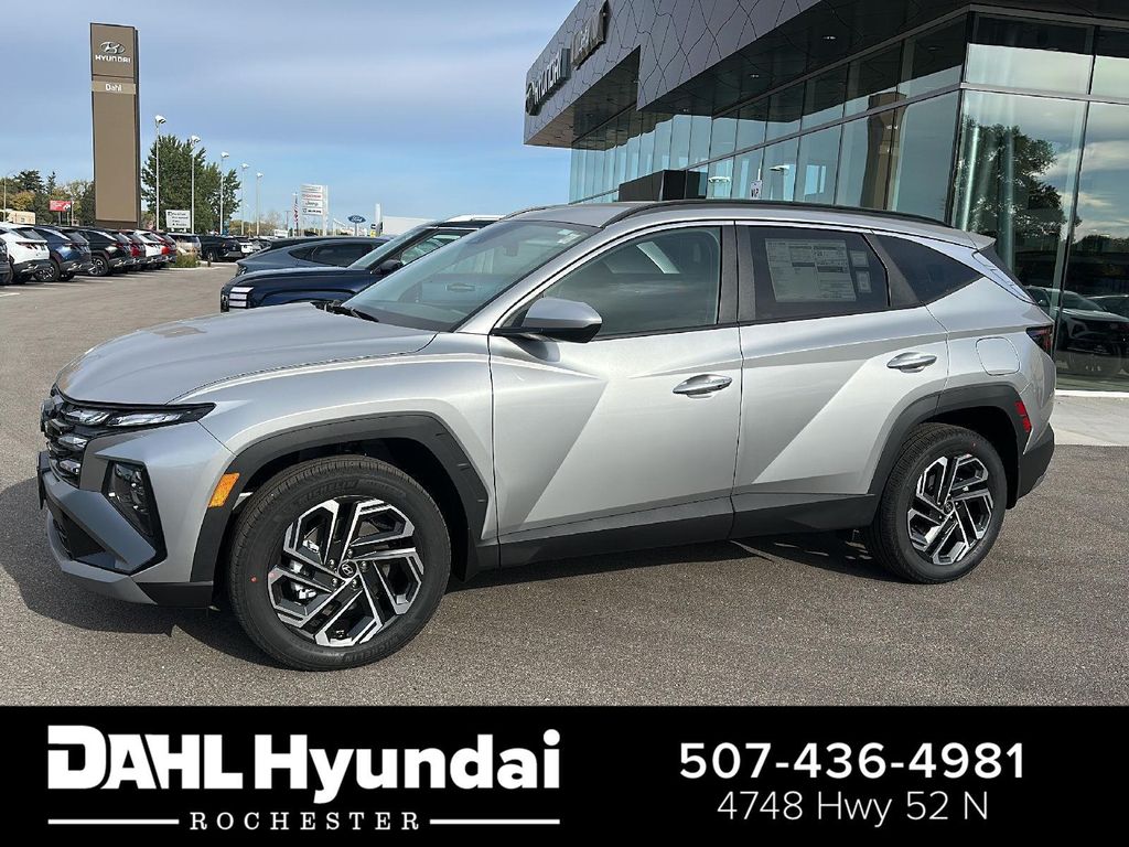 New 2026 Hyundai TUCSON SEL Plus