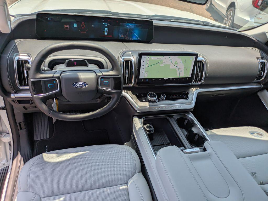 2027 FORD EXPEDITION PLATINUM photo 10