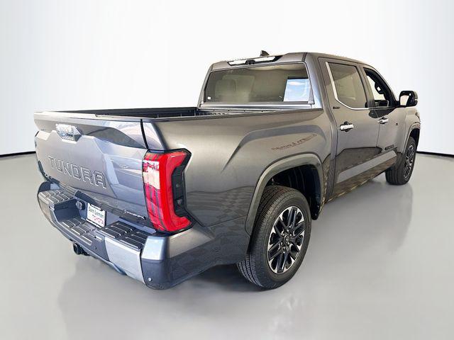 TOYOTA TUNDRA - 7