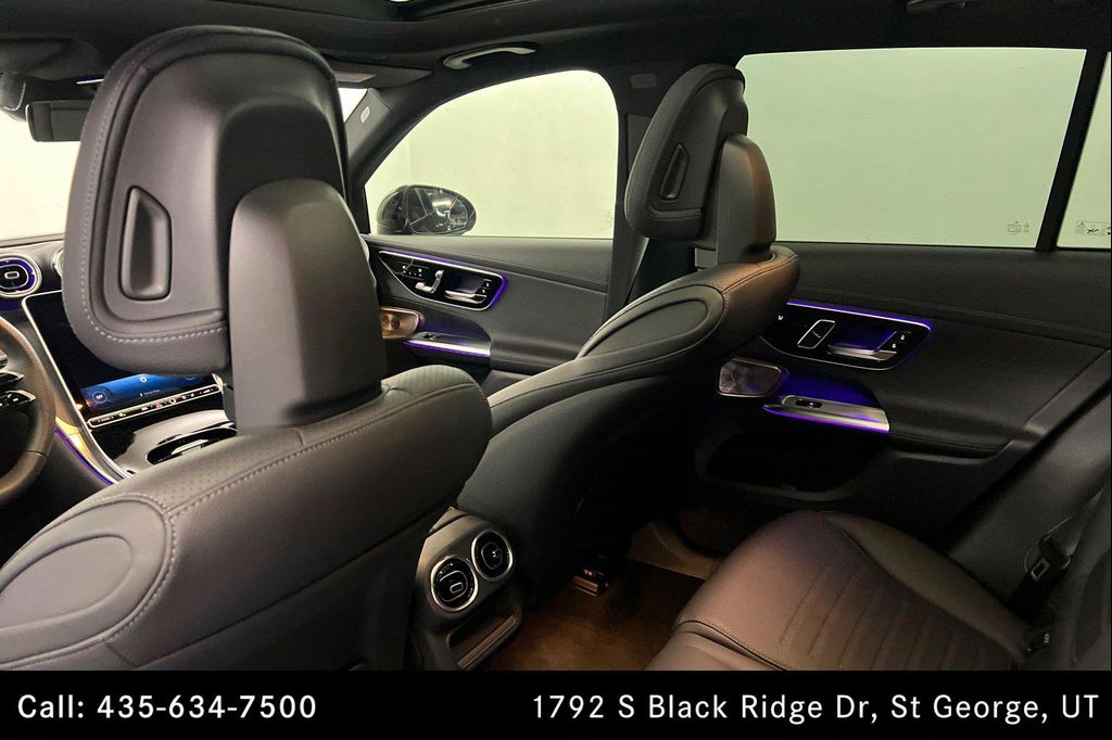 2026 Mercedes-BENZ GLC — миниатюра 19