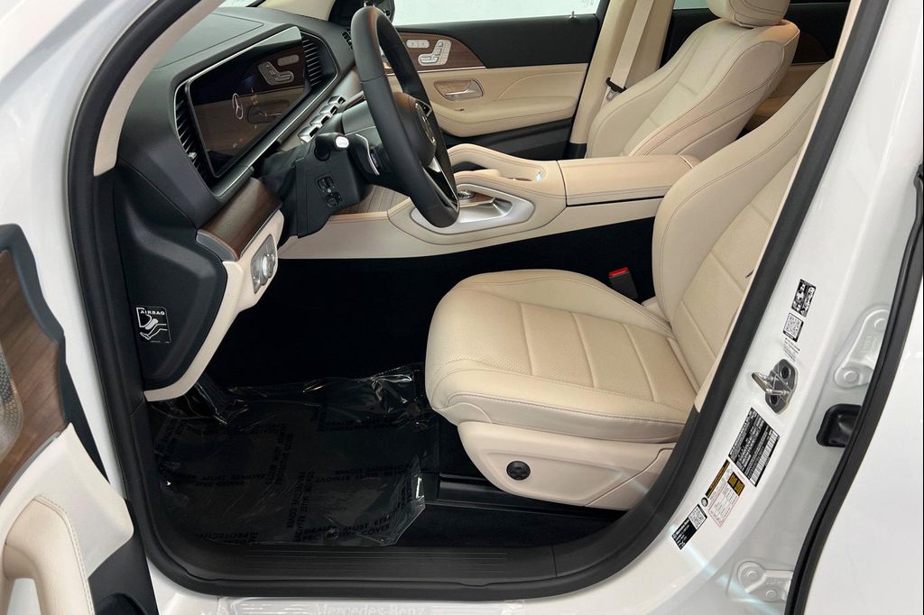 صورة مصغرة 17 لـ 2026 Mercedes-BENZ GLE