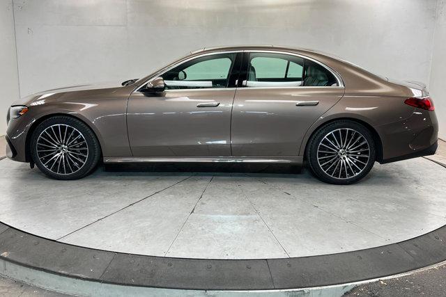 MERCEDES-BENZ E-CLASS - 2