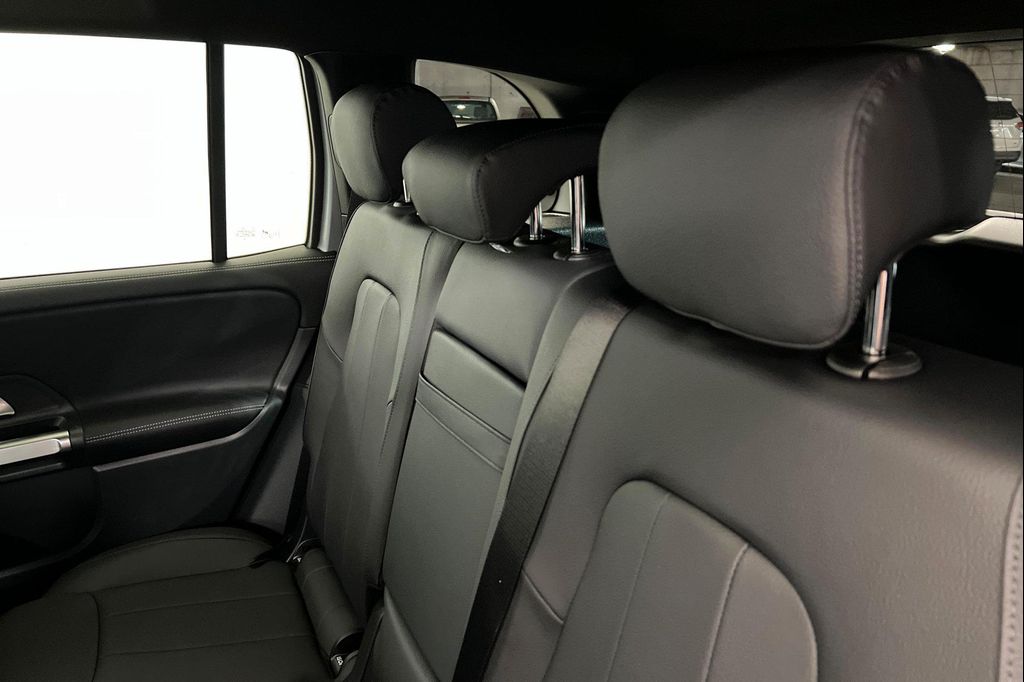 صورة مصغرة 20 لـ 2026 Mercedes-BENZ GLB