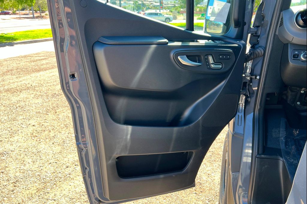 2026 Mercedes-BENZ OTHERS — миниатюра 14