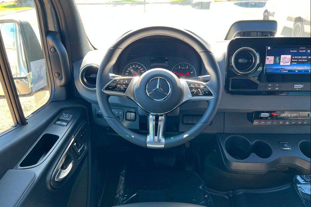 2026 Mercedes-BENZ OTHERS — миниатюра 12