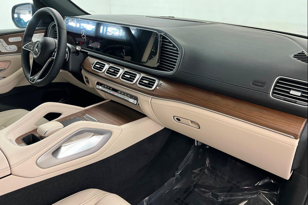 صورة مصغرة 24 لـ 2026 Mercedes-BENZ GLE