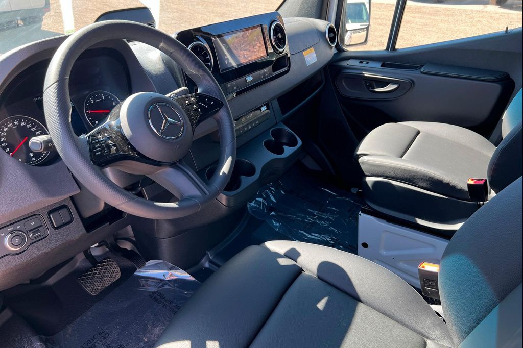 صورة مصغرة 11 لـ 2026 Mercedes-BENZ OTHERS