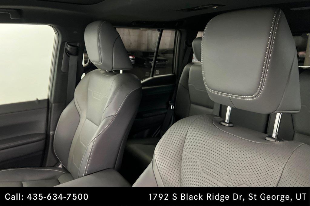 2024 Lexus GX 550 LUXURY — миниатюра 17