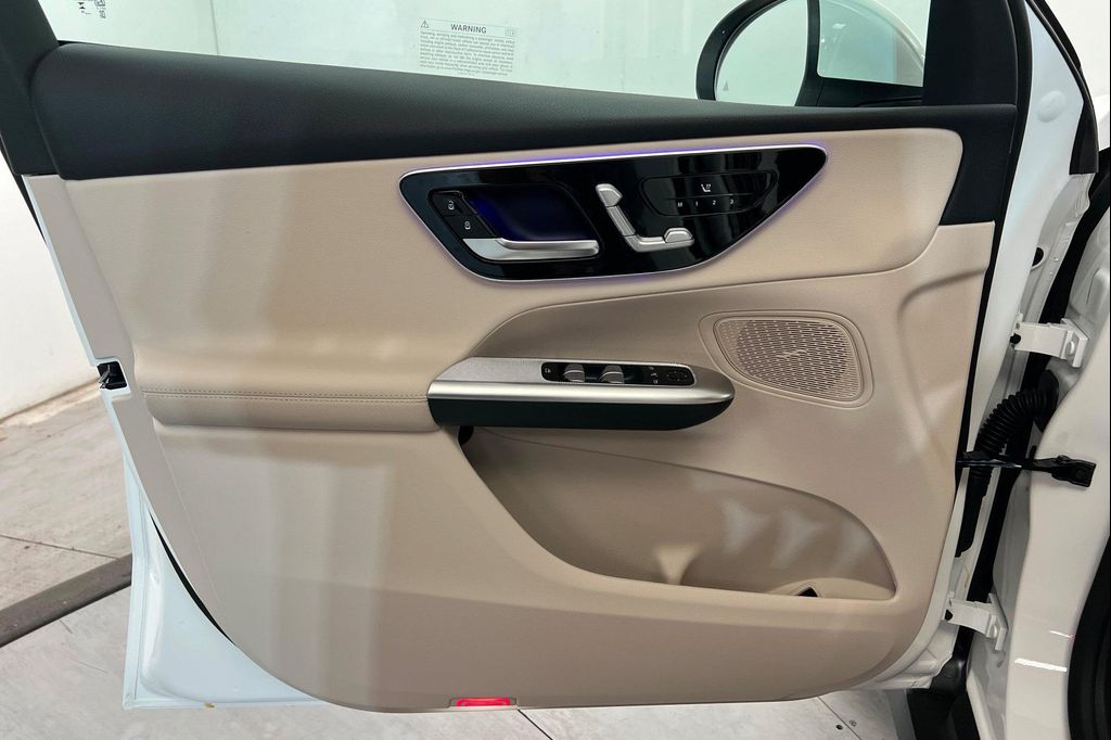 2026 Mercedes-BENZ GLC 缩略图 15