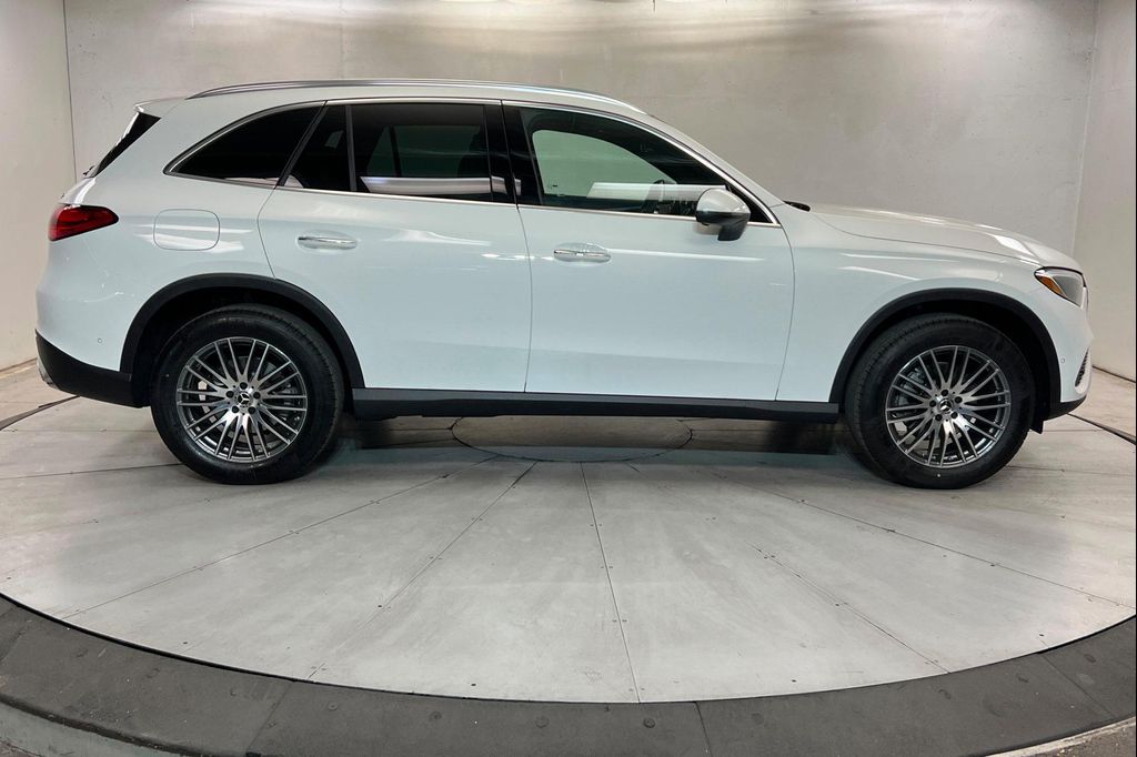 صورة 6 لـ 2026 Mercedes-BENZ GLC