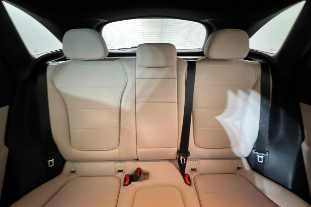 2026 Mercedes-BENZ GLC 缩略图 26
