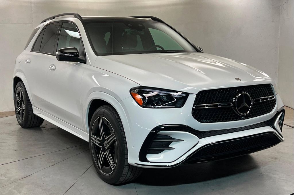 2026 Mercedes-BENZ GLE — фото 7