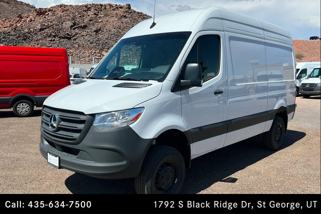 New 2025 Mercedes-Benz Sprinter 2500 Standard Roof
