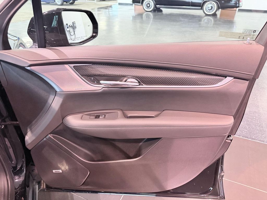 2024 Cadillac XT6 SPORT AWD — миниатюра 27