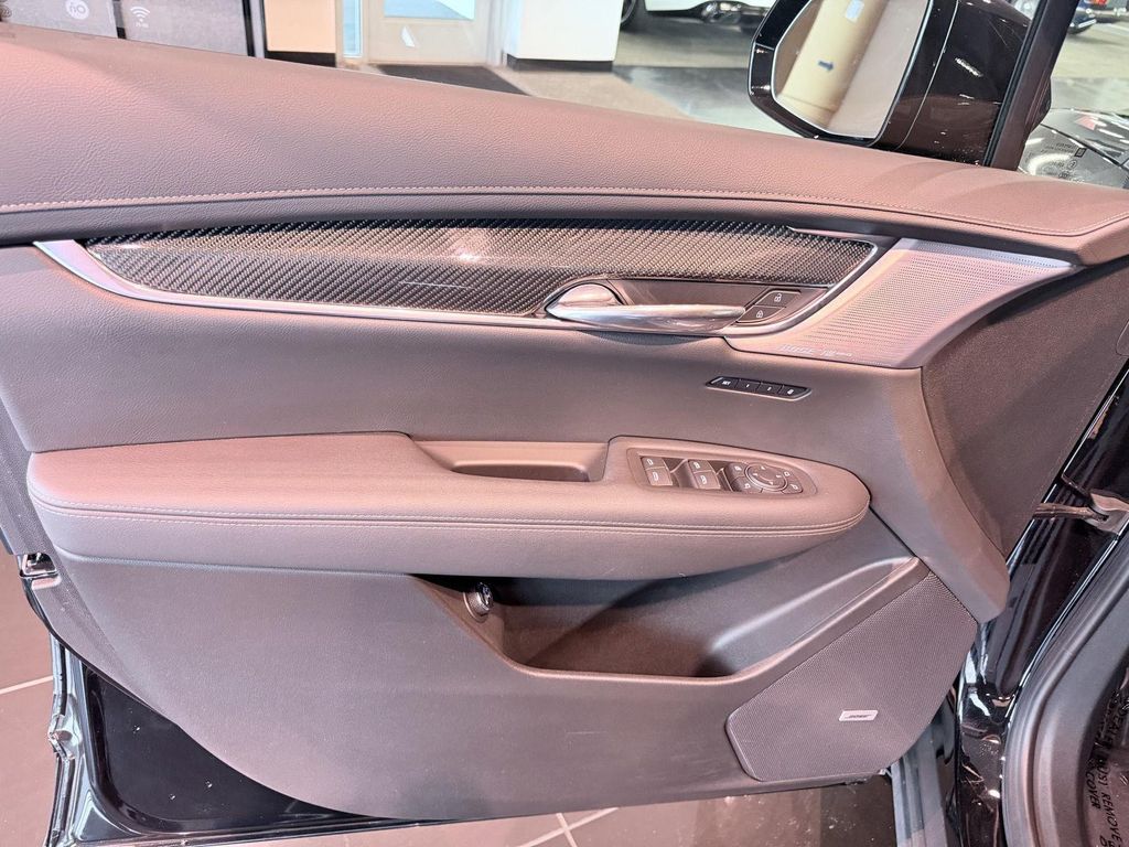 2024 Cadillac XT6 SPORT AWD — миниатюра 32