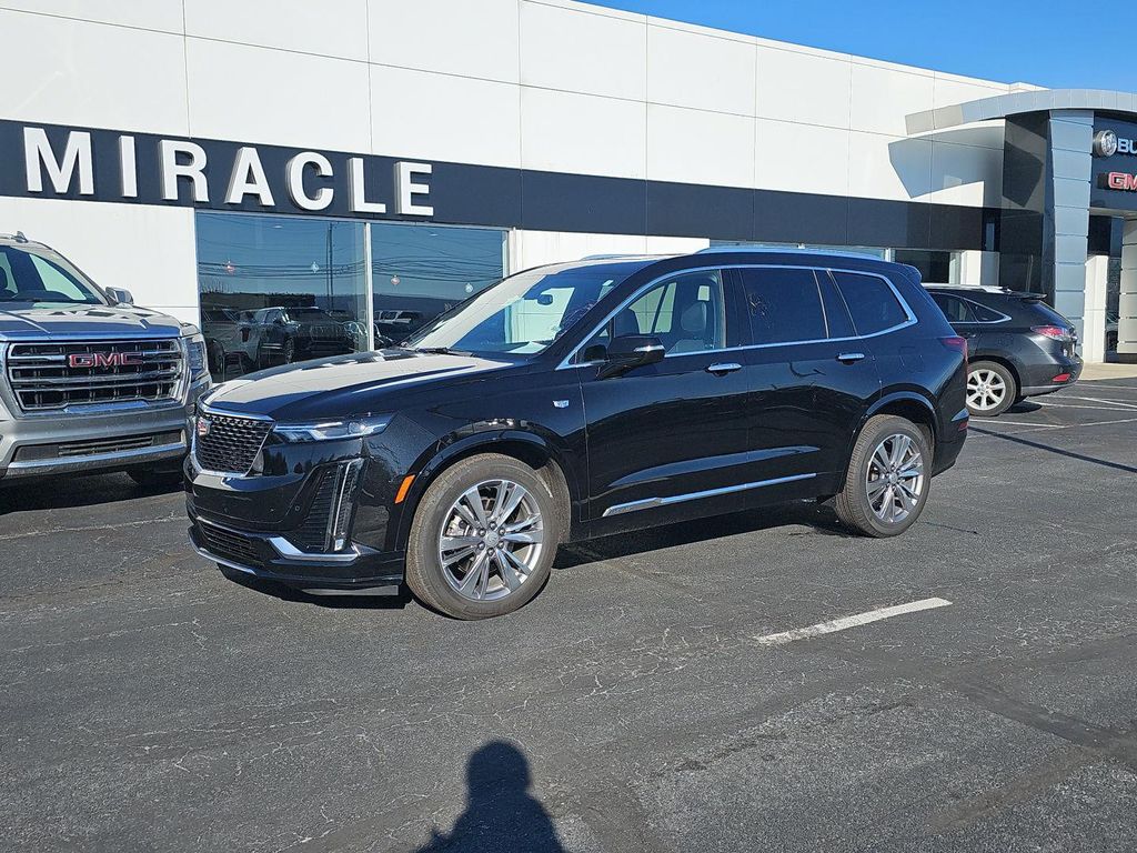 Used 2025 Cadillac XT6 Premium Luxury AWD