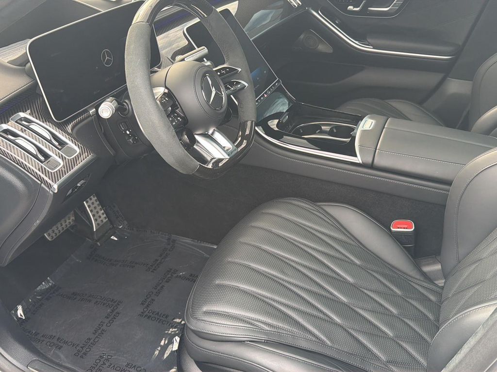 صورة مصغرة 16 لـ 2024 Mercedes-BENZ AMG S 63 E 4MATIC