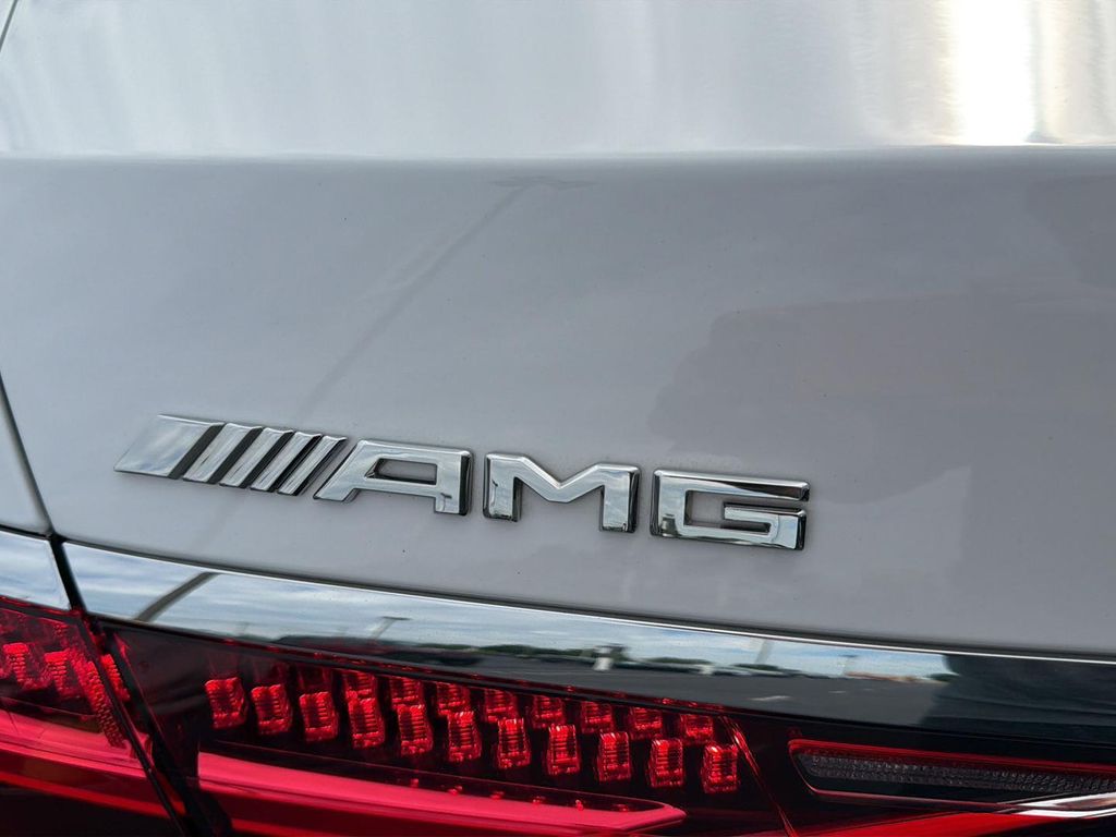 صورة مصغرة 27 لـ 2024 Mercedes-BENZ AMG S 63 E 4MATIC