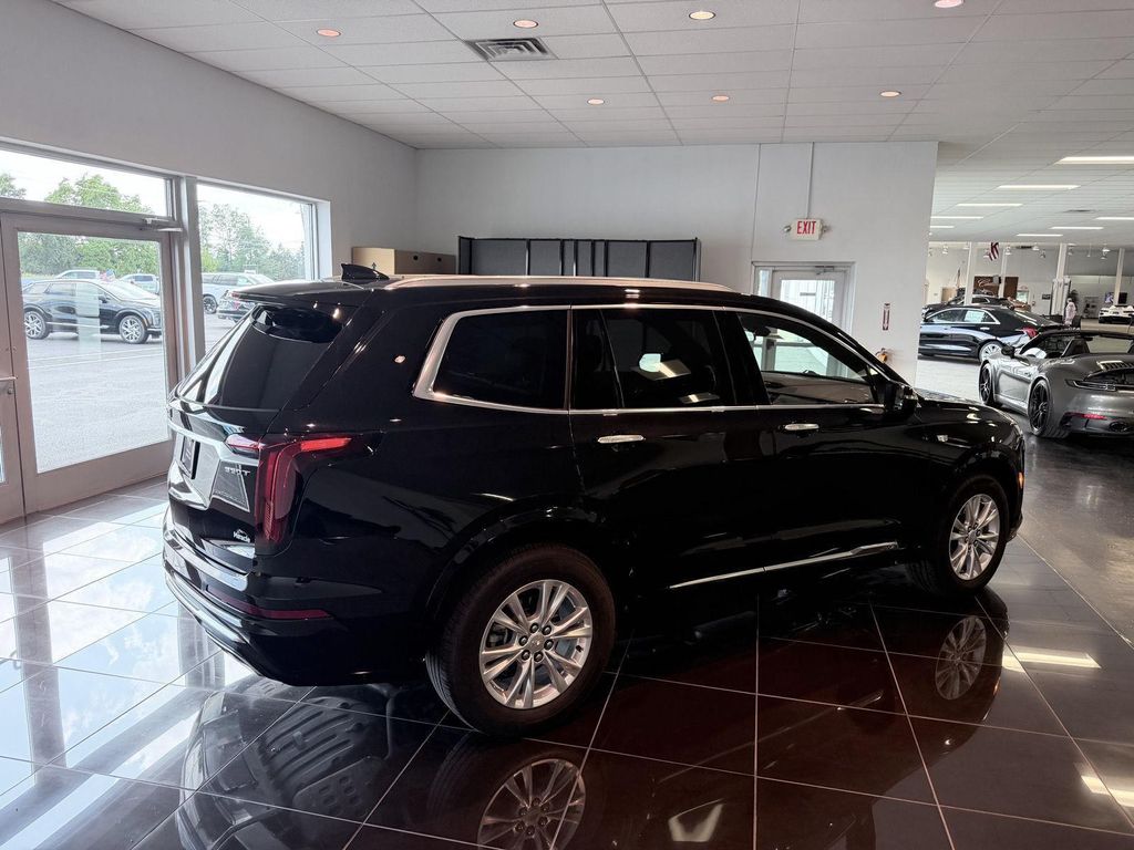 2024 Cadillac XT6 LUXURY AWD photo 4