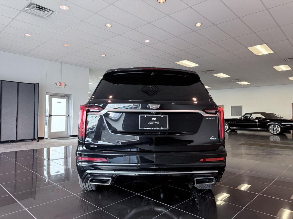 2024 Cadillac XT6 LUXURY AWD thumbnail 17