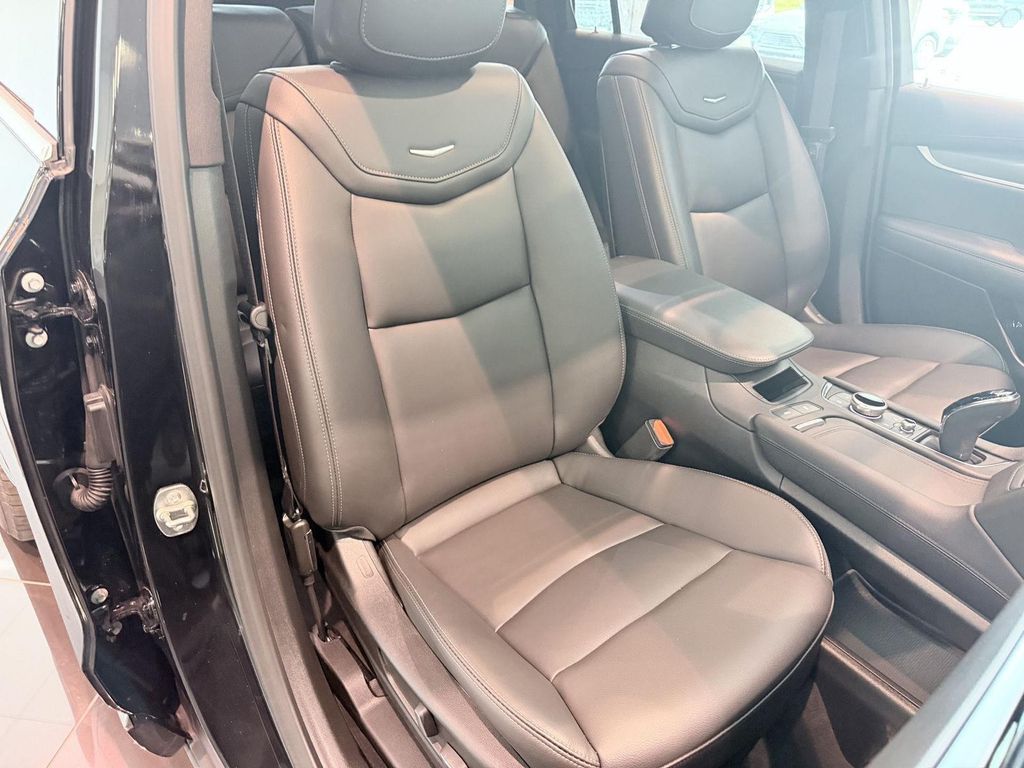 2024 Cadillac XT6 LUXURY AWD thumbnail 30