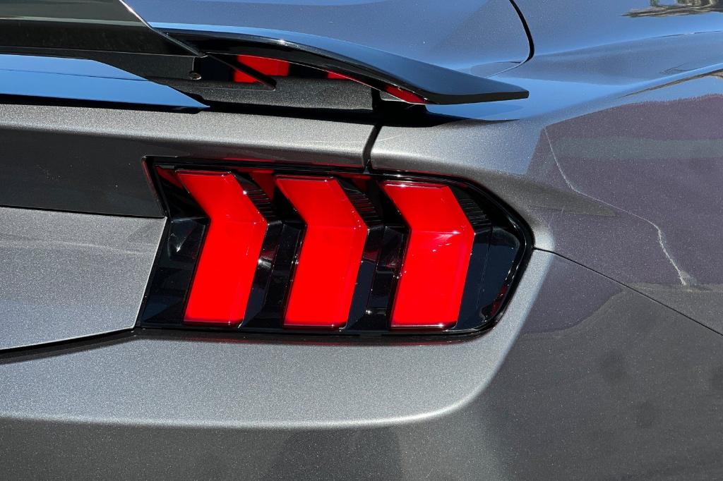 2024 FORD MUSTANG GT — миниатюра 35