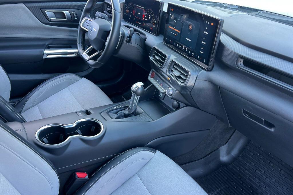 2024 FORD MUSTANG GT — миниатюра 18