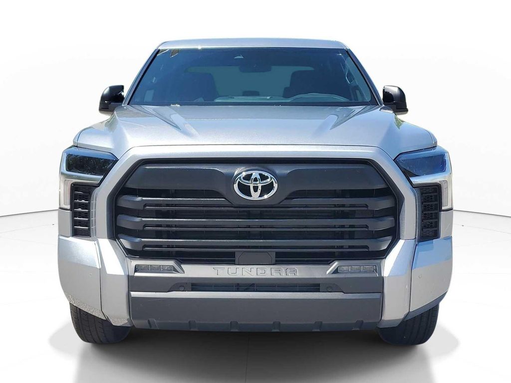 2026 Toyota TUNDRA SR5 照片 2