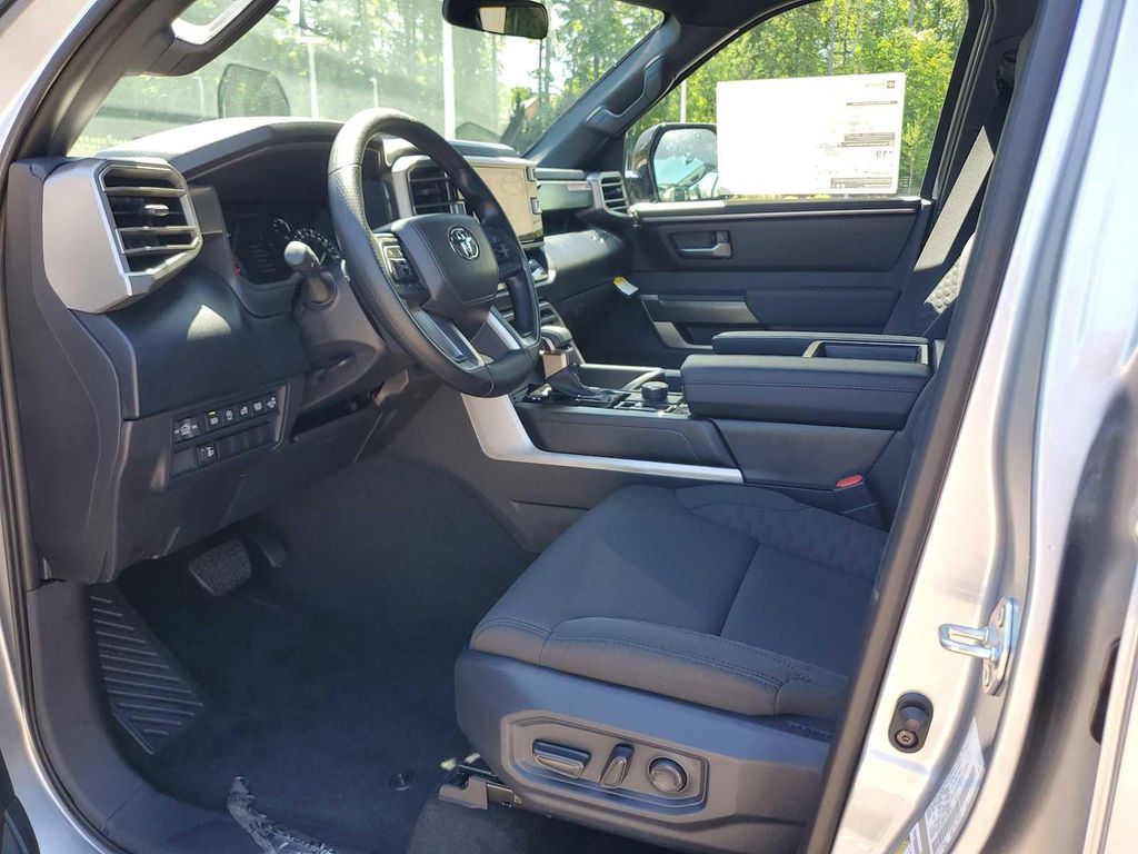 2026 Toyota TUNDRA SR5 缩略图 16