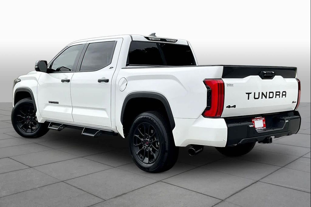 2024 Toyota TUNDRA SR5 — миниатюра 23