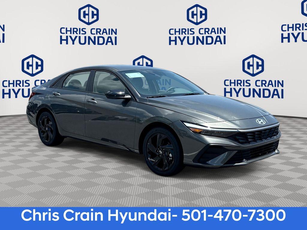 New 2026 Hyundai ELANTRA SEL Sport