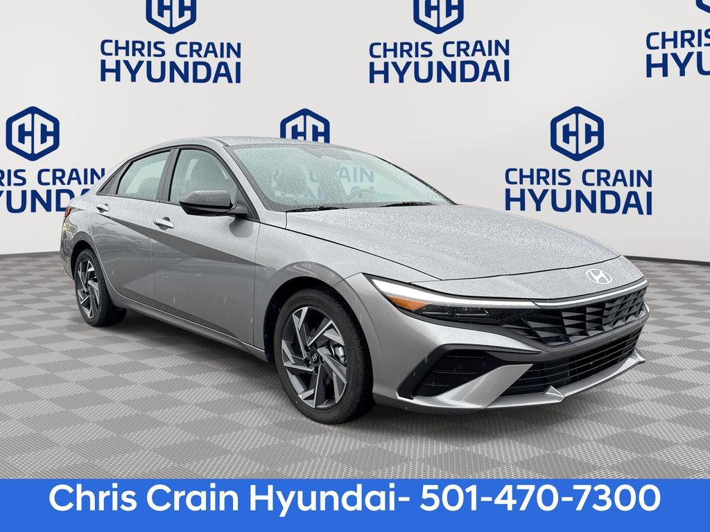 New 2025 Hyundai ELANTRA SEL Sport