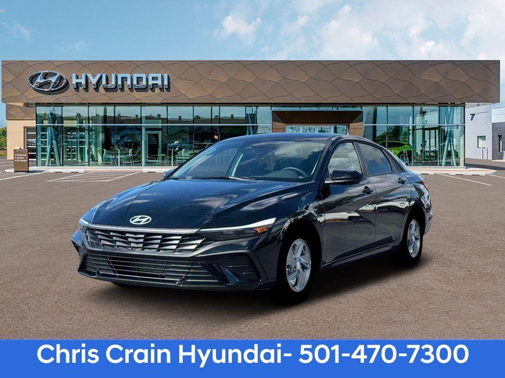 New 2026 Hyundai ELANTRA SE