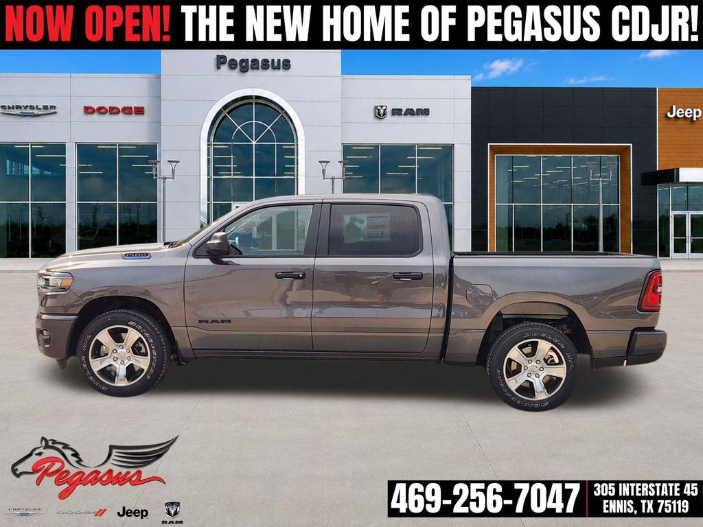 2026 RAM 1500 EXPRESS 照片 3