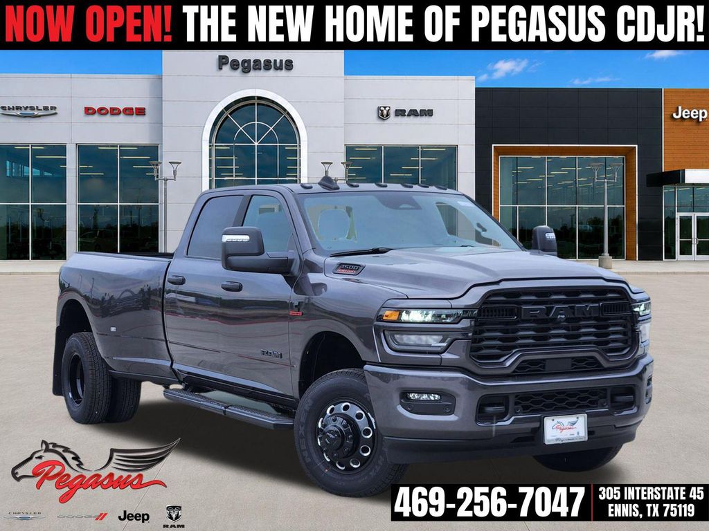 New 2026 RAM 3500 Lone Star Crew Cab 4x4 8' Box
