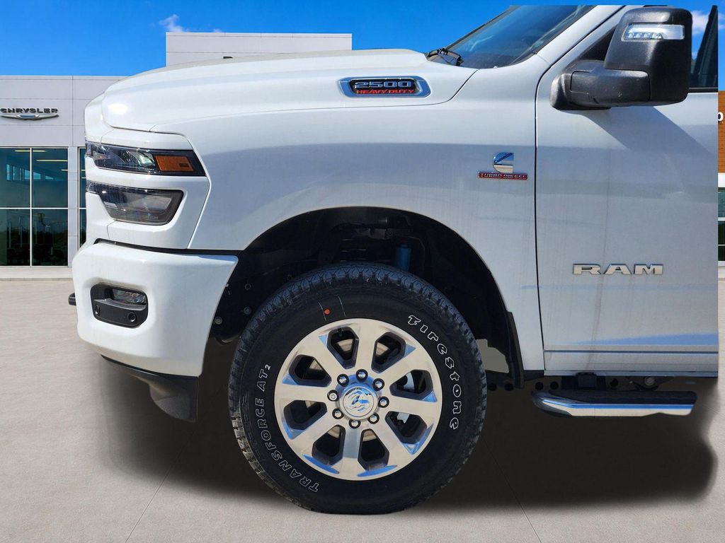 صورة 10 لـ 2026 RAM 2500 LONE STAR CREW CAB 4X4 6'4' BOX