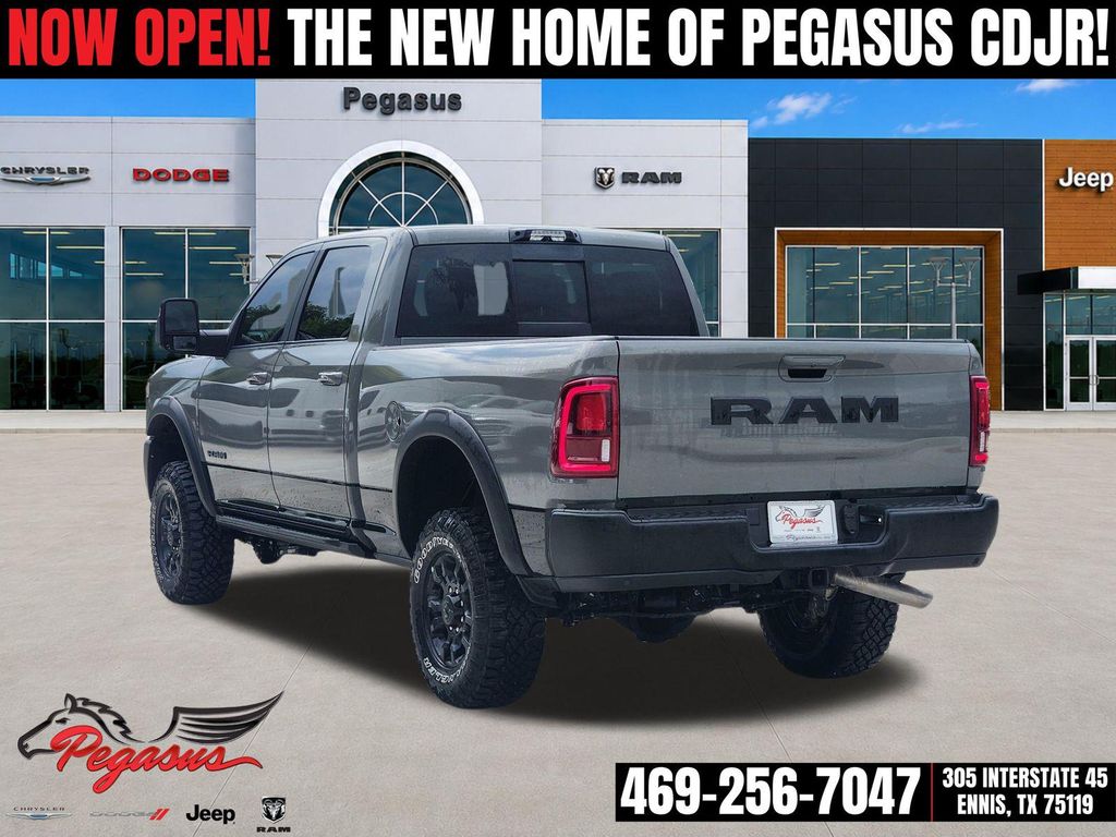 2025 RAM 2500 POWER WAGON — фото 4